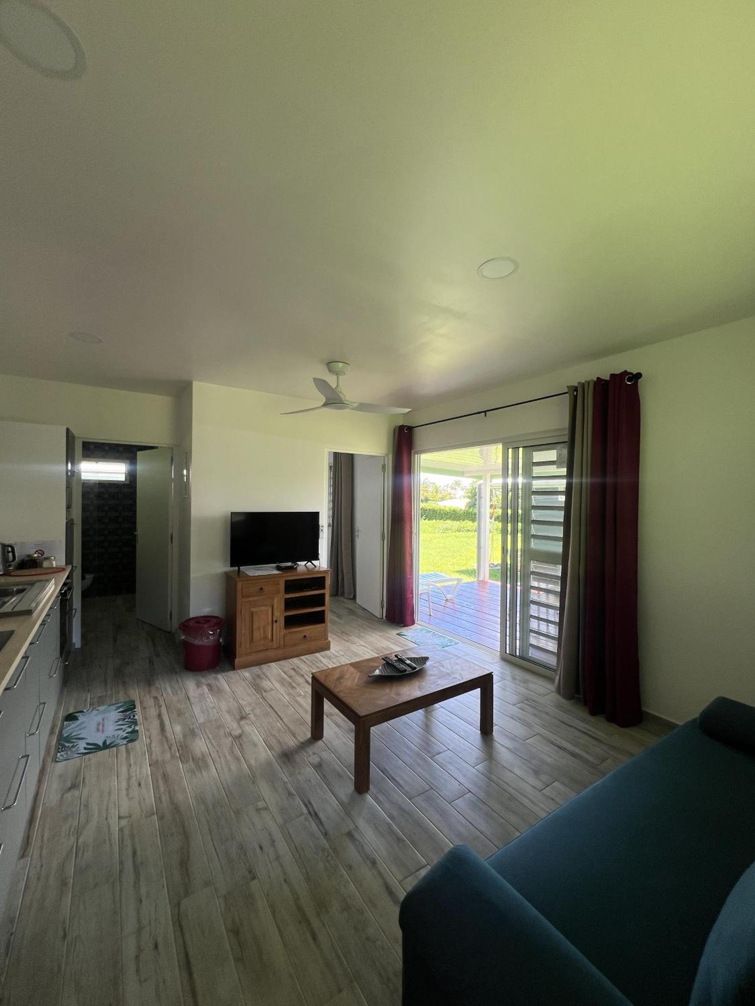 Apara Feti'A - Mirimiri Lodge Tevaitoa Екстериор снимка